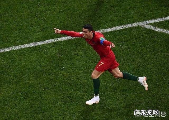 “绝代双骄”梅西、C罗在世界杯淘汰赛首轮双双战败出局,为什么会这样?