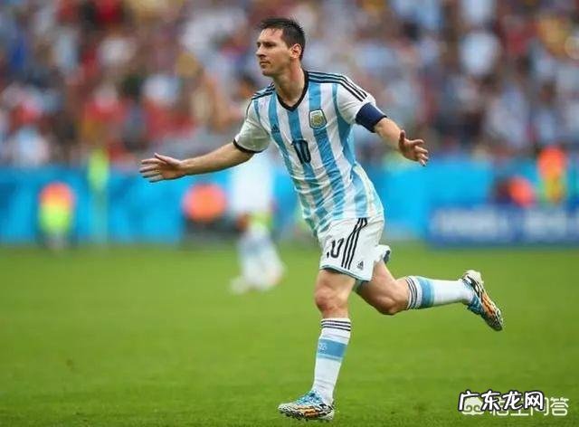 “绝代双骄”梅西、C罗在世界杯淘汰赛首轮双双战败出局,为什么会这样?