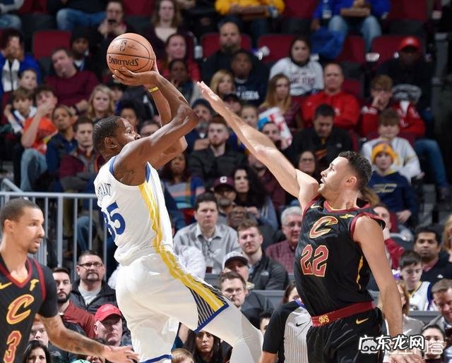 勇士129-105大胜骑士,库里9记三分得到42+9+7杜兰特25分,怎么评价?