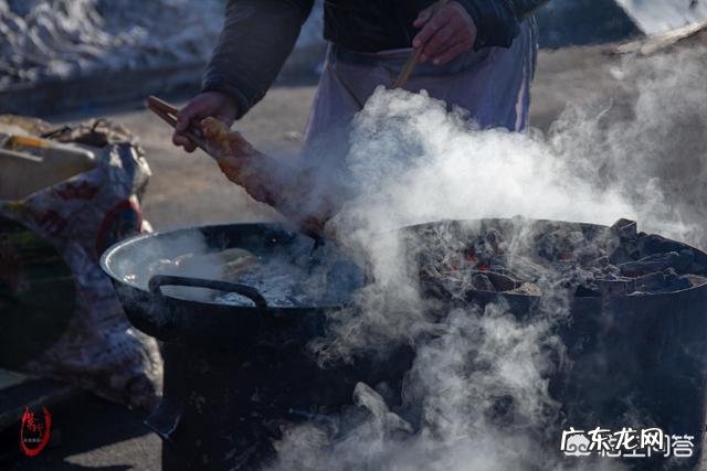 过年放鞭炮，过年做炸糕，过年拍民俗，怎么拍“青烟”和“炊烟袅袅”？