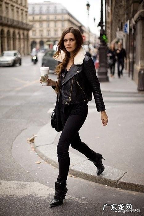 皮夹克穿脏了怎么洗比较方便?