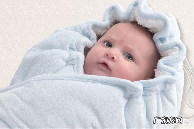 冬天对于新出生的宝宝，新手爸妈在照顾宝宝方面应该注意哪些事项？