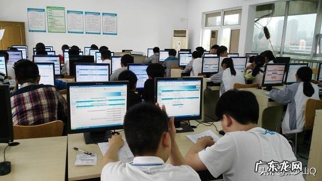 为什么国足没有拥有C罗这样肌肉的球员