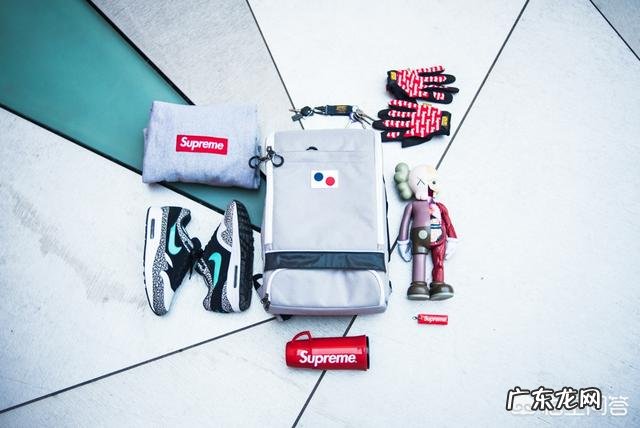 男士双肩包哪个牌子实惠好看?