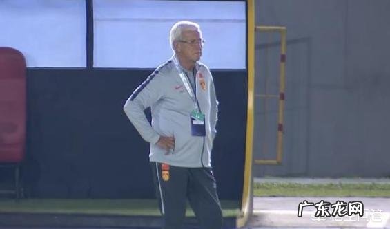 有人说国足输给叙利亚实际上是对里皮和足协归化球员政策的不合作导致的,你怎么看?