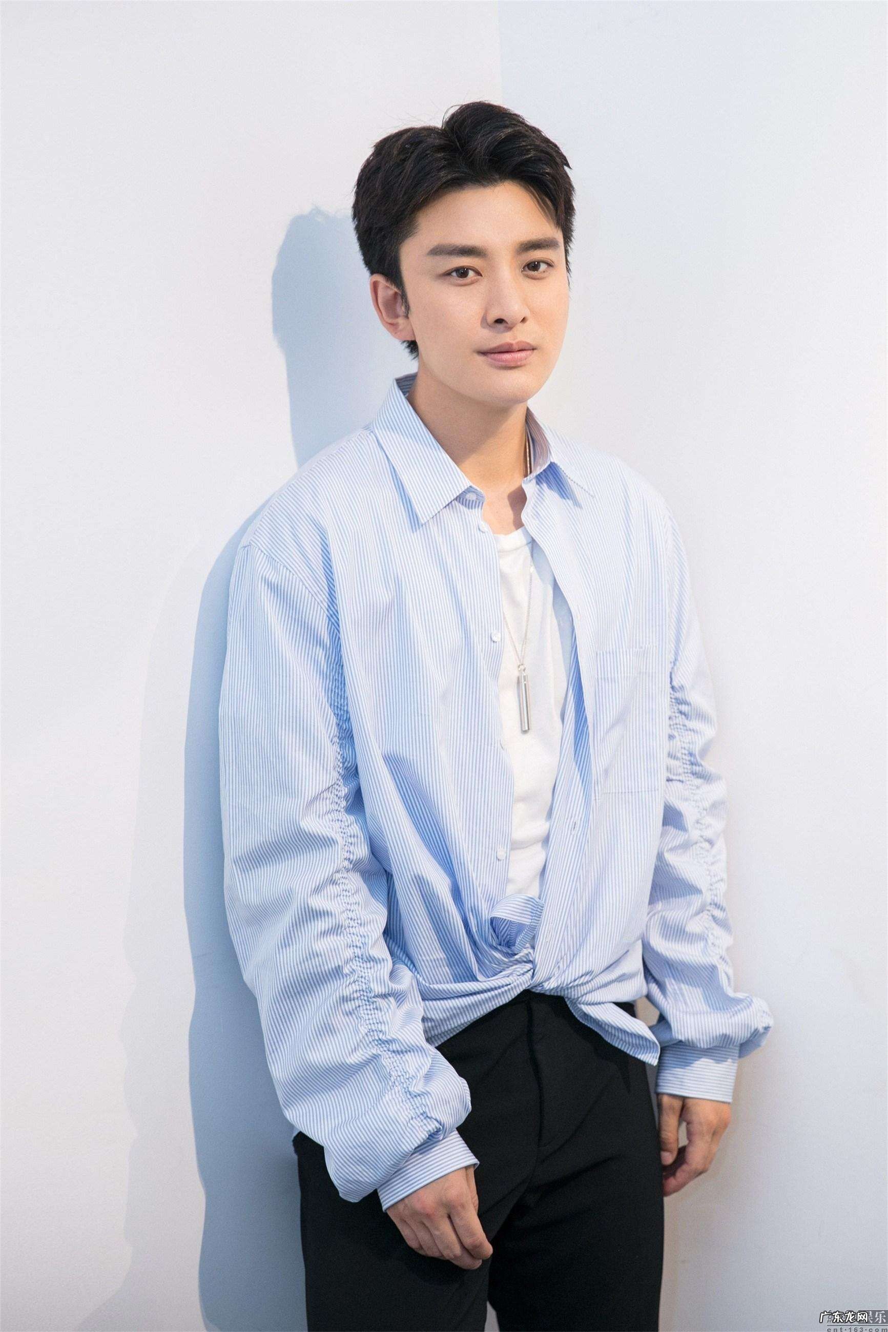 贾乃亮二任老婆