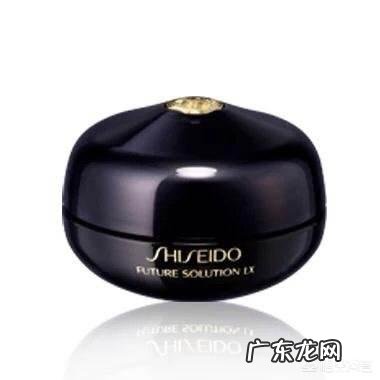 大家都用什么眼霜呢?