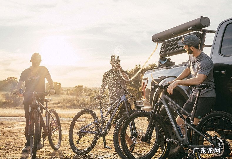 露营期间如何优雅的解决上厕所和淋浴