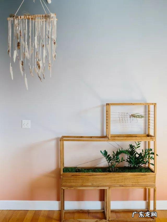 卧室铺墙纸好吗,卧室装修墙纸如何选择?