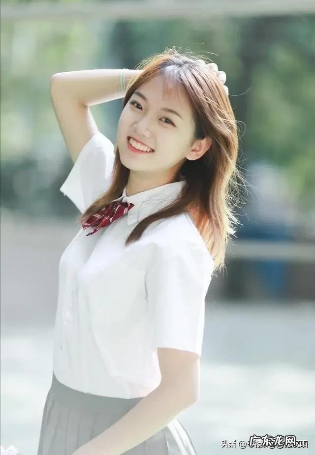 农村老话“男要俏一身皂,女要俏一身孝”,说的是什么意思?