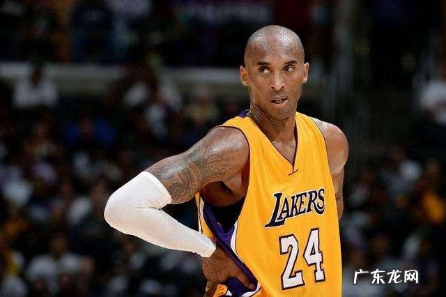 为什么科比的球衣从8号,换到24号,24号意味着什么?