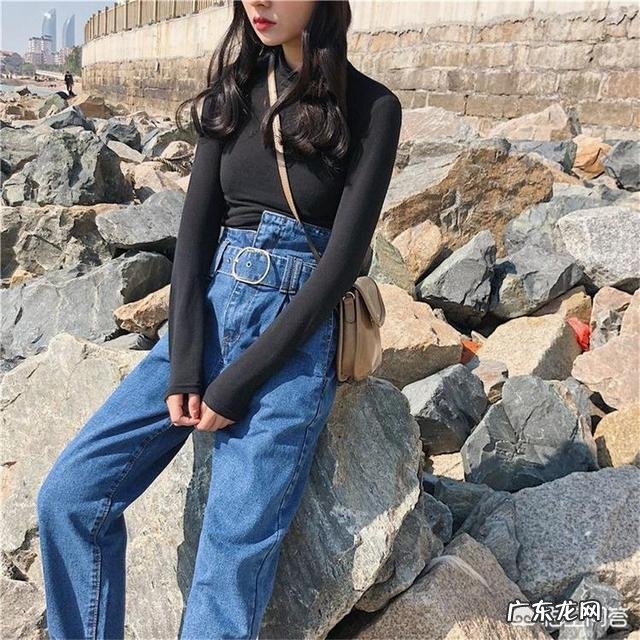 没屁股大腿细适合穿哪种牛仔裤?