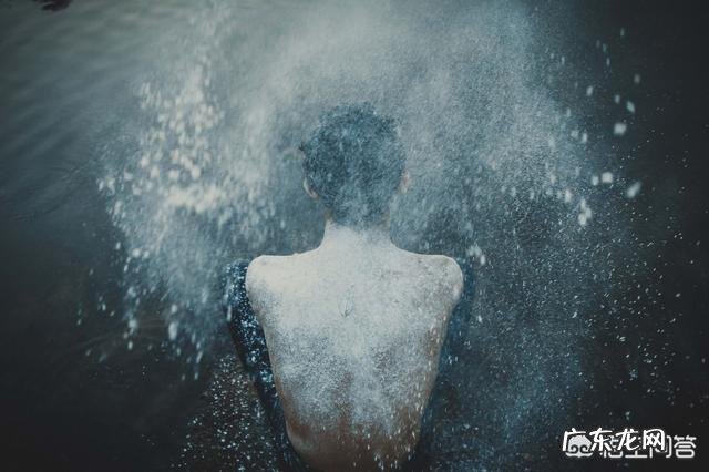 哪位朋友可以推荐一款去屑止痒的洗发水?