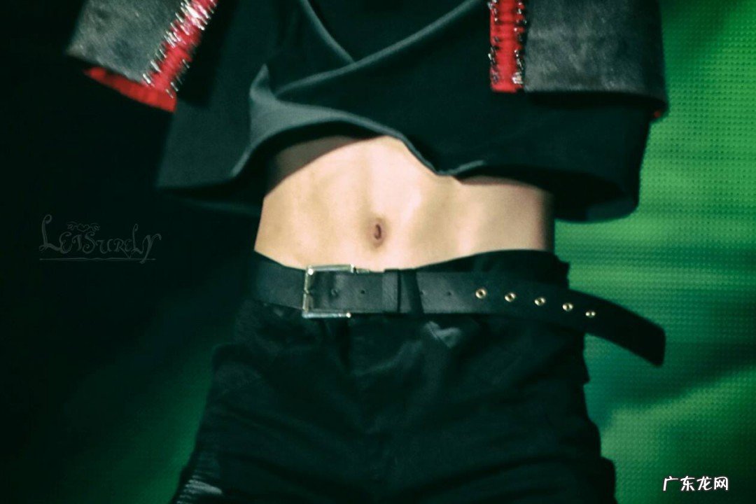 腹肌必须降体脂吗