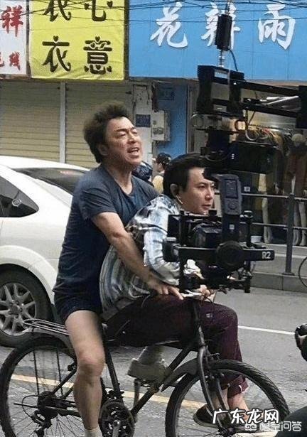 能瞬间让你笑到肚子疼的明星组合有哪些？