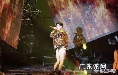 能瞬间让你笑到肚子疼的明星组合有哪些?