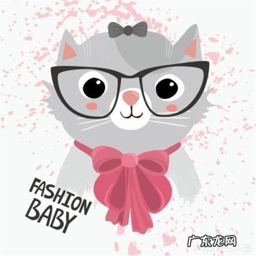 买衣服网上买好还是实体店买好，怎样选择服装不踩雷？