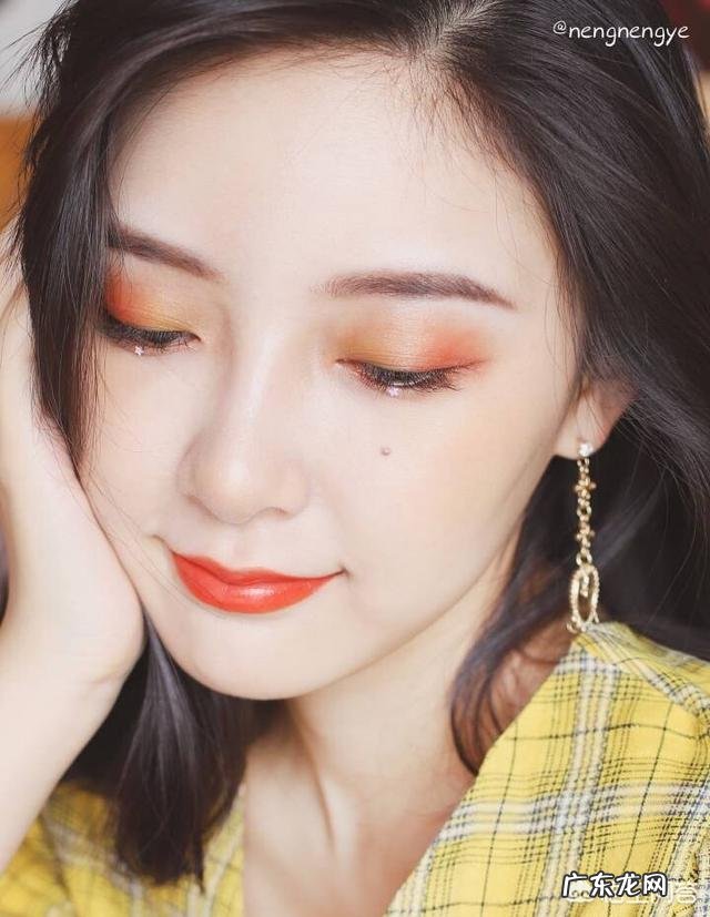 怎么打造秋冬活泼又好看的妆容?