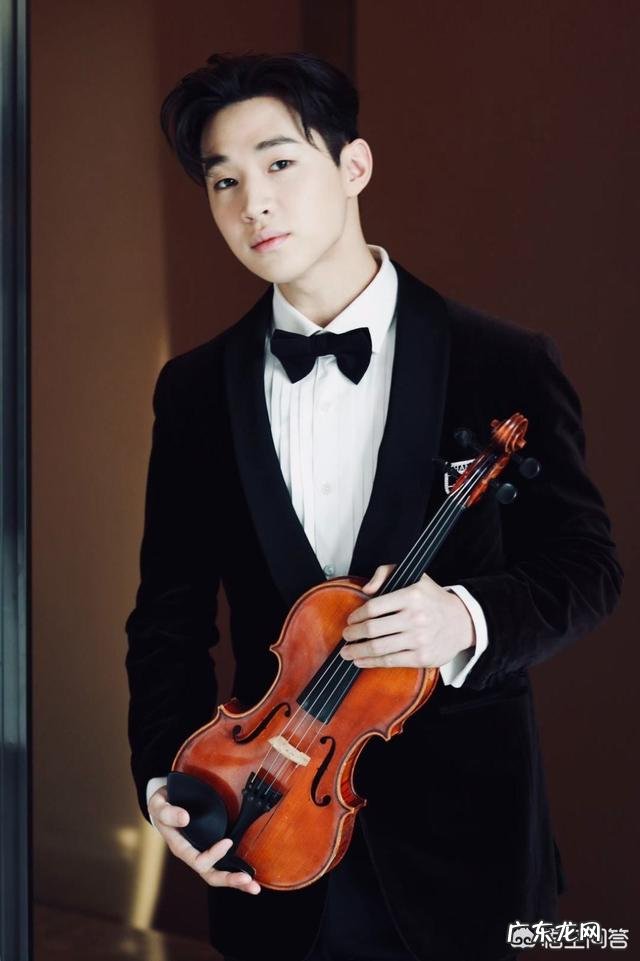 刘宪华是如何坐上《声入人心》出品人的位置的?