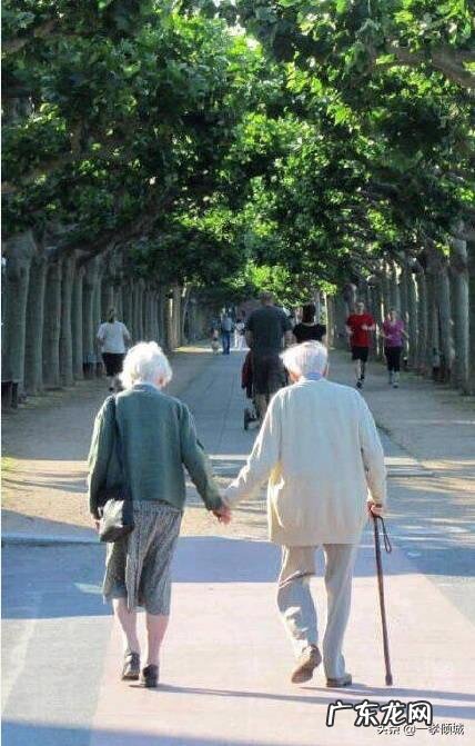 两地分居的夫妻多吗?如何处理好关系?