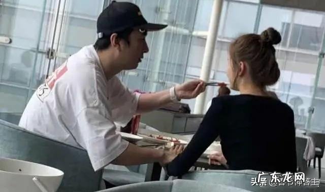 王思聪出售跑车保时捷918,行驶里程仅1000公里,要价超千万,比新车还贵大家怎么看?