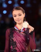 谢尔巴科娃铜牌被质疑P分太高，是否因为评委被她的可爱迷住？