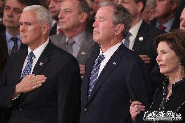 如何看待布什家族拒绝特朗普在老布什葬礼上演讲?
