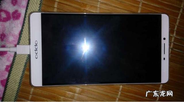 王思聪在微博都曝过什么科技奢侈品?