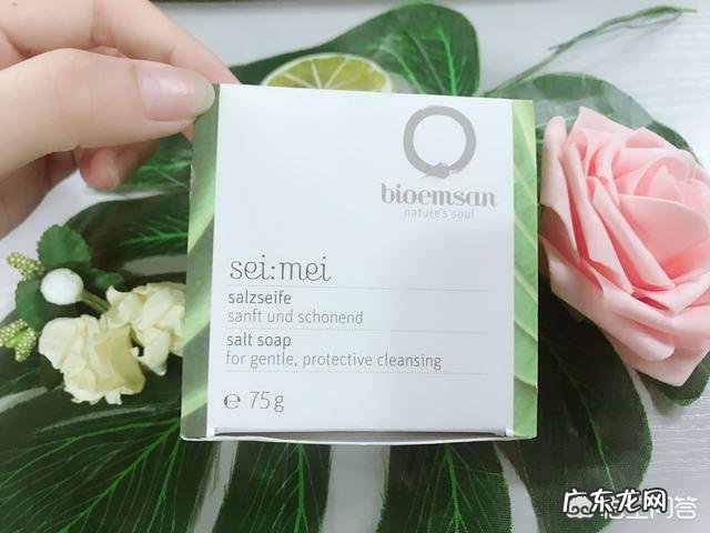 夏天鼻子出油多,而且经常长粉刺,有什么办法能控油去粉刺吗?