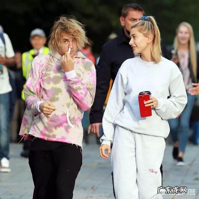 有人说明星们的素颜照简直天差地别,他们私下真的会像普通人一般邋遢吗?