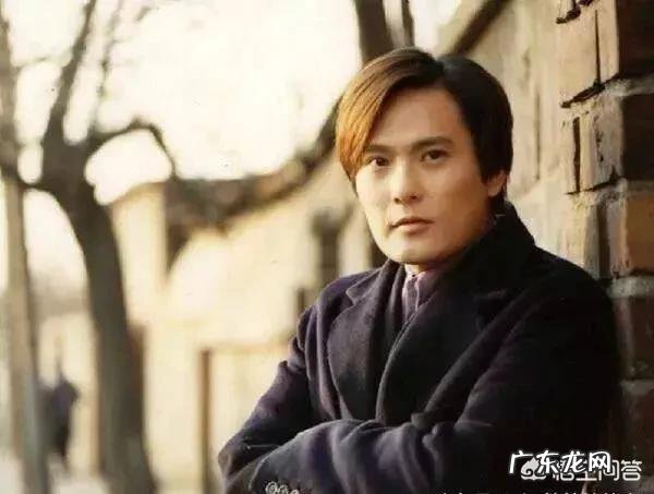 有人说明星们的素颜照简直天差地别,他们私下真的会像普通人一般邋遢吗?