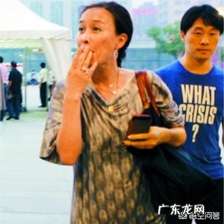 有人说明星们的素颜照简直天差地别,他们私下真的会像普通人一般邋遢吗?