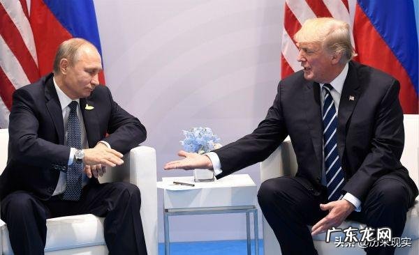 普京在G20晚宴上用保温杯敬酒,里面装的啥?