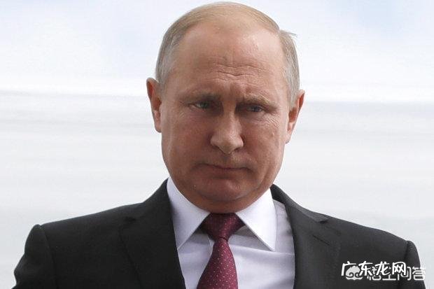 普京在G20晚宴上用保温杯敬酒,里面装的啥?