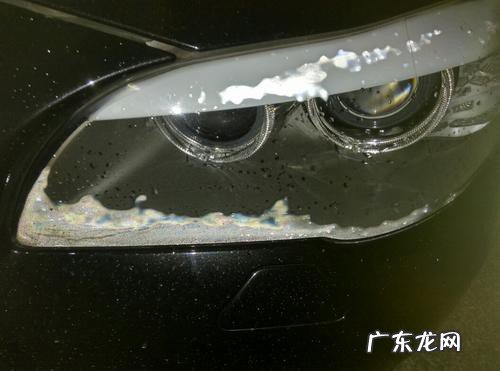 汽车前大灯有水雾怎么办