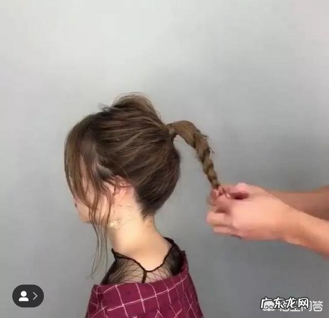 抛弃丸子头,还有哪些好看又日常的发型可以扎?