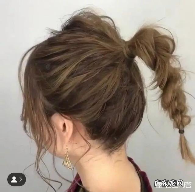 抛弃丸子头,还有哪些好看又日常的发型可以扎?