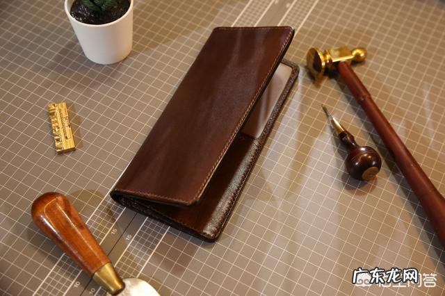 哪个牌子的男士钱包比较好?