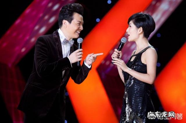 2019春晚主持人是康辉、任鲁豫、朱迅、尼格买提、李思思,他们谁会是最终的C位?