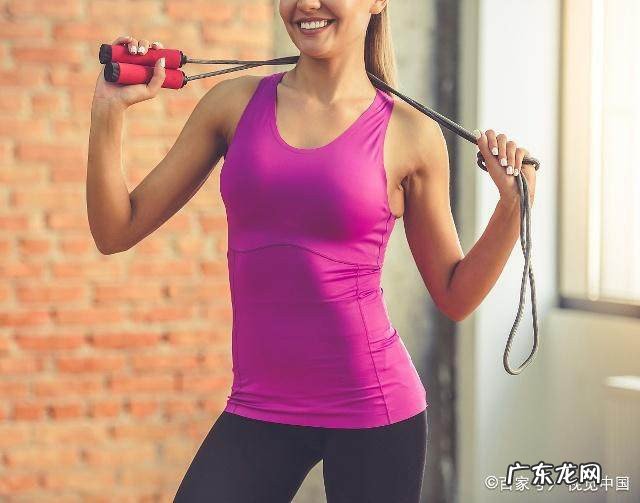 拉伸腹部肌肉的方法