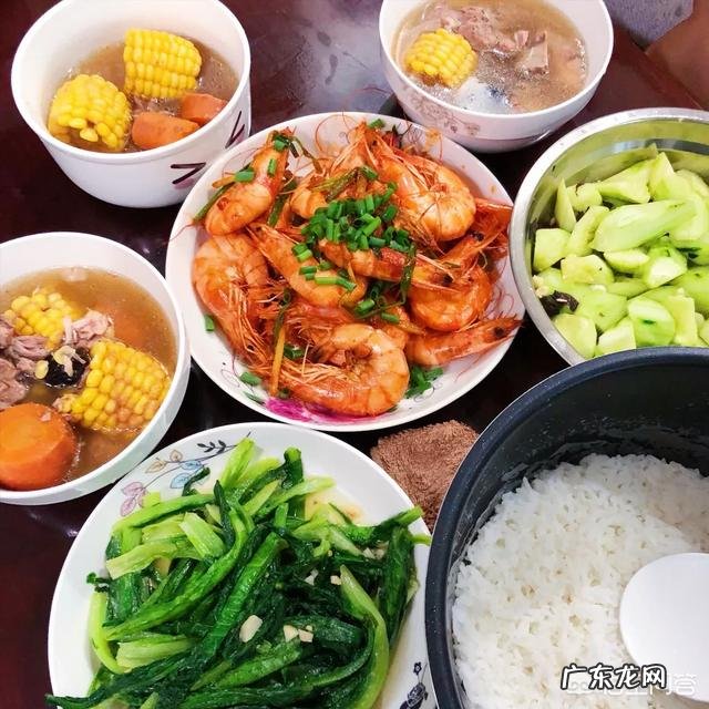 出去聚餐,吃什么比较好?有什么好的推荐吗?