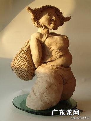 如何自己用泥制作雕塑?