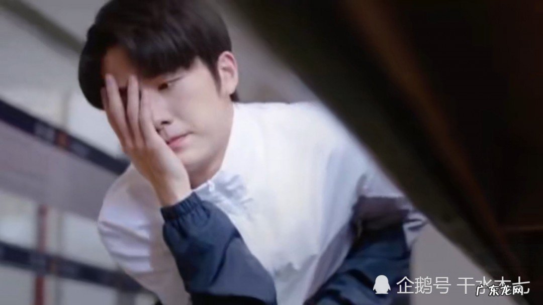 以家人之名小哥为什么出国