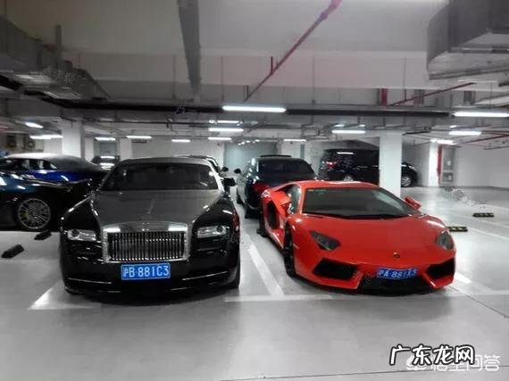 王思聪车库有哪些车？