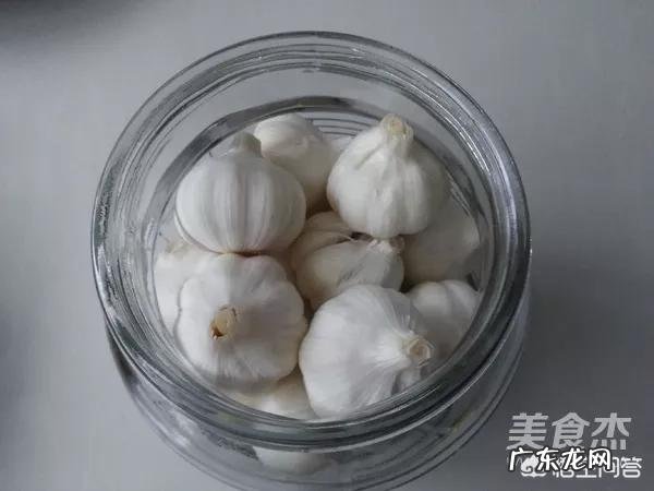 糖醋蒜该怎么做？