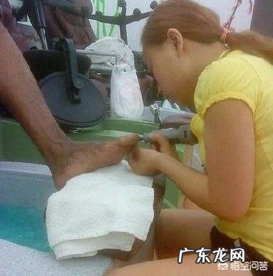 凤姐在美国晒美食,网友调侃,你怎么看?