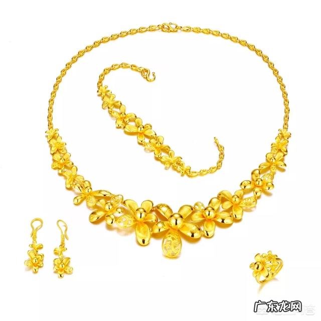 结婚首饰买那个品牌的比较好钻戒一定要买吗?