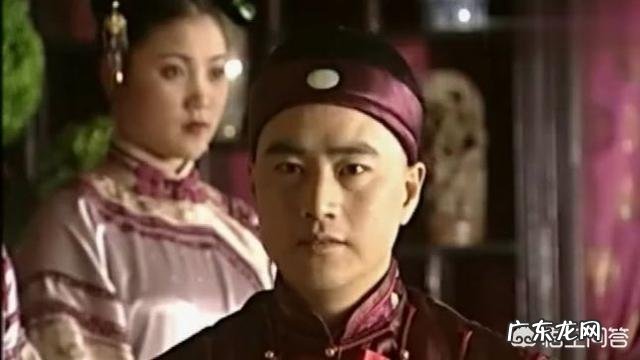 《康熙王朝》中，索额图收养朱三太子的女儿红玉，到底有何意图？对此你有何看法？