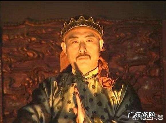 《康熙王朝》中,索额图收养朱三太子的女儿红玉,到底有何意图?对此你有何看法?