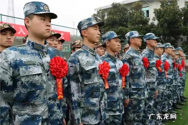 当兵能把人锻炼成什么样，每天的生活是什么样的